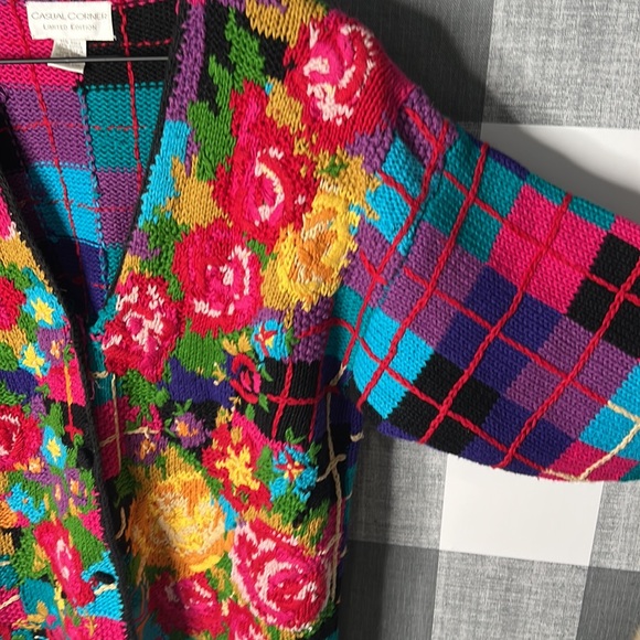 VTG Retro Bright Knitted Cardigan - Picture 3 of 7